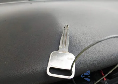 1997 Isuzu Rodeo Ls 3.2L/S 3.2L z USA, uszkodzony, nr VIN 4S2CM58V6V4350882